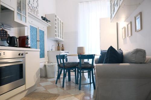 ComeCasa 2 bedrooms Apartment in via Curtatone, Milán