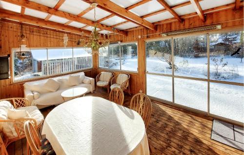 Three-Bedroom Holiday Home 