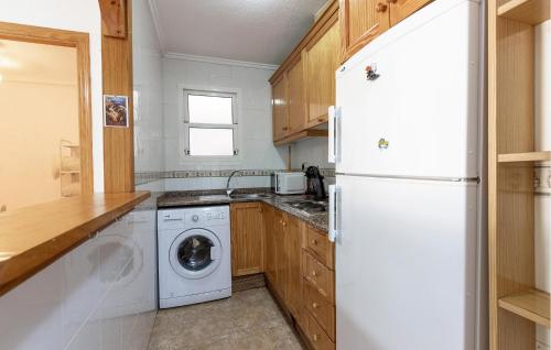Lovely Apartment In Torrevieja With Swimming Pool - image 5