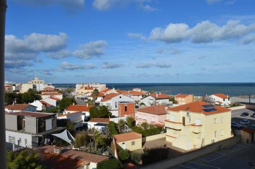 Two-Bedroom Apartment with Sea View image 1