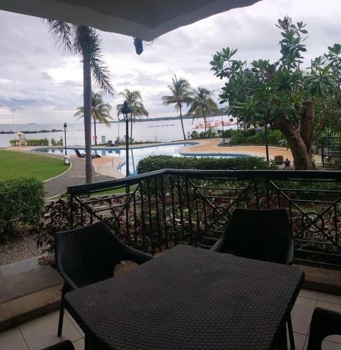 Facilities, Nasugbu Resort, Beachfront Condo in Canyon Cove A1-101 in Natipuan