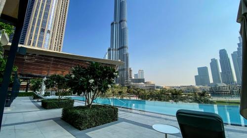 Allsopp & Allsopp - Stylish 1-Bedroom Apartment in Grande Residences Downtown - image 2
