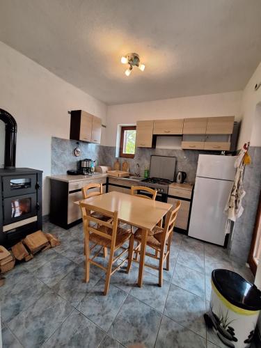 Kuća za odmor Mira (Kuca za odmor Mira) in Donja Jagodnja