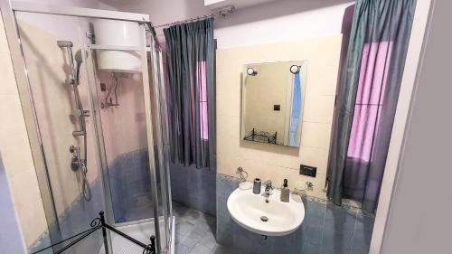 Promenade B&B – Catania, CA
