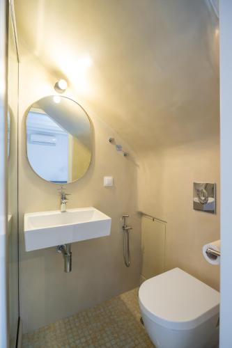 Skepi Boutique Rooms in Mykonos Town 4