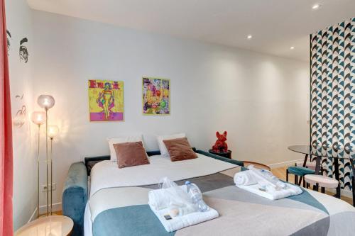 212 Suite Louboutin - Superb Apartment in Paris, Paris (photo 10)