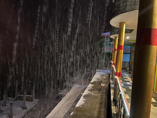 ทัศนียภาพภายนอกโรงแรม, Jon Snow Cafe & Home Stay in มานิการัน