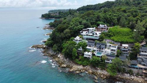 Amara - Luxury Infinity Pool Villa with Sea view, Сурин-Бич (фото 2)