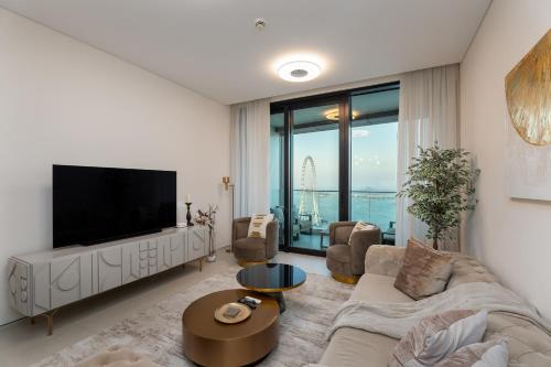 Address JBR Sea Views, Jumeirah Beach Residence, Dubai Marina - Mint Stay, Dubai