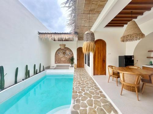 Tujuan Jogja Villas Arjuna With Private Pool near Jogja City Mall