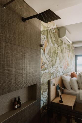  Double Room image 9