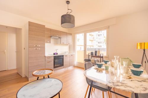 廚房, T2 à Ambilly avec Terrasse, Tram 17, Genève (T2 a Ambilly avec Terrasse, Tram 17, Geneve) in 昂比伊