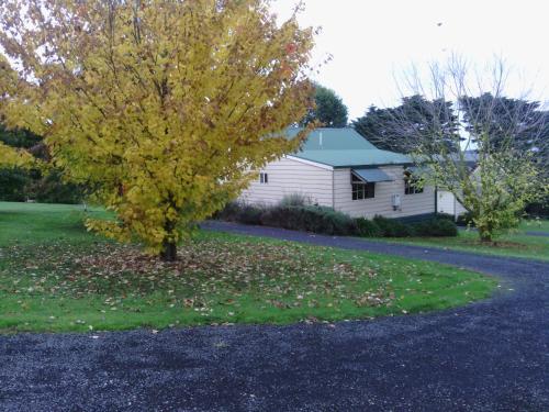 Neerim Country Cottages Neerim (Gippsland Region)