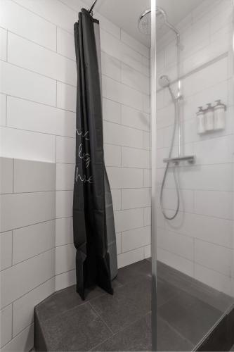 Three Bedroom Apartment on Rainbow Street by Heimaleiga - image 3