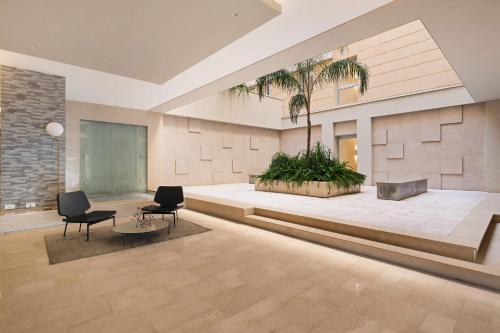 Trastevere Contemporary Apartment - image 11