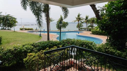 Facilities, Nasugbu Resort, Beachfront Condo in Canyon Cove A1-101 in Natipuan