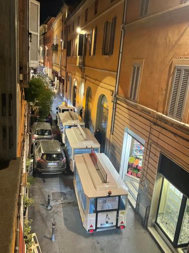 Double Room with Private Bathroom room in Magnolia Italian Hostings