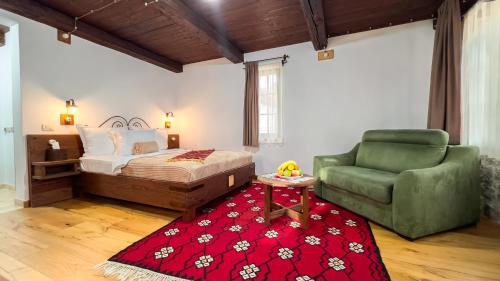 Junior Suite with Mountain View image 2