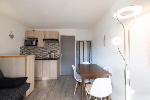 Superior One-Bedroom Apartment with Balcony