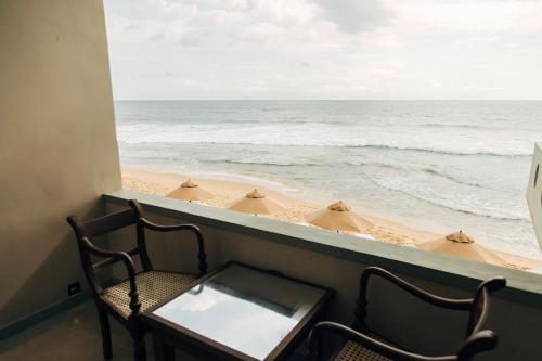 Double Room with Balcony and Sea View image 5
