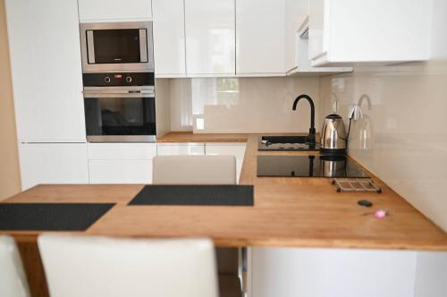 Apartments przy metro Kondratowicza, Varšava