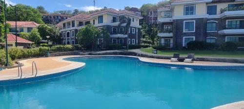 Nasugbu Resort, Beachfront Condo in Canyon Cove A1-104 in Natipuan