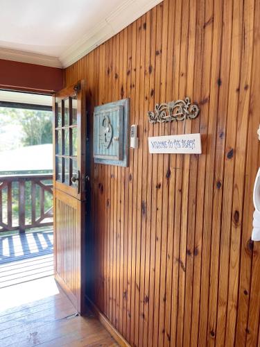 Wooden house lodge in Mgxotyeni