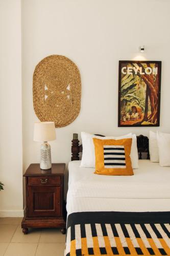 Deluxe Double Room with Balcony and Sea View image 3