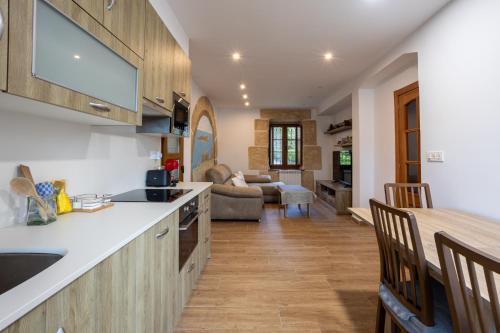 Miramar Kanala in Gautegiz De Arteaga