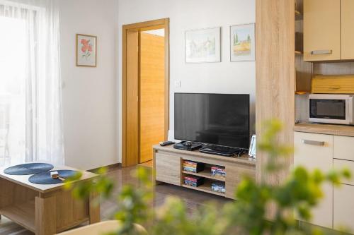 Apartment Tania - image 6