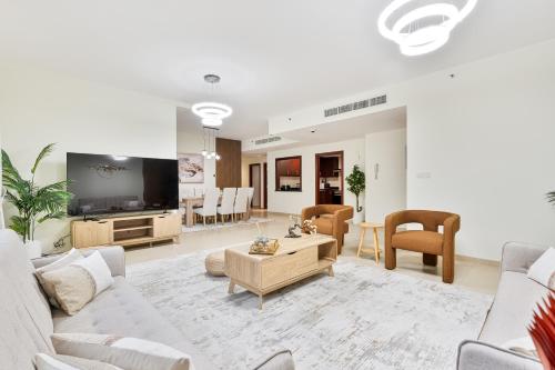 Savis Home Oceanfront Serenity and Marina Views, Dubai (photo 4)