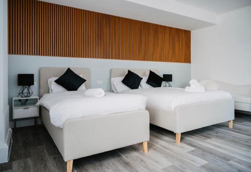 WNS Skylines Village - image 8