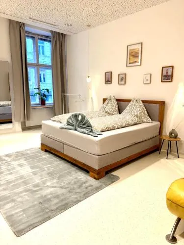 Central Opera Apartment 140 m2 in Wien, Österreich