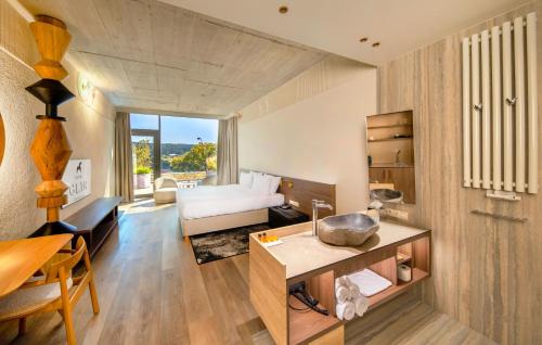 1 queen bed