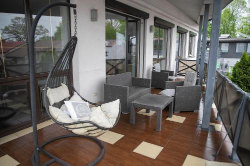Балкон, Hostel Gidle in Gidle