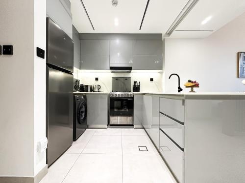 Trophy Lux Suite With Garden Balcony and Burj Khalifa Views, Dubaï (photo 9)