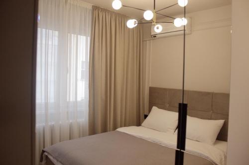 One-Bedroom Apartment image 6