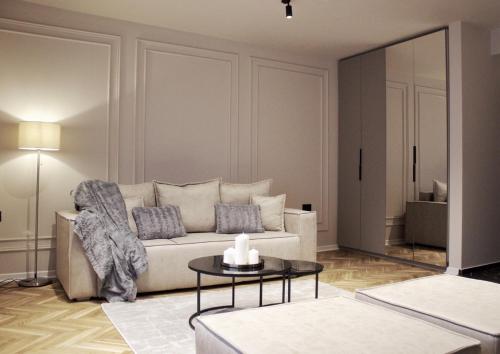 One-Bedroom Apartment image 5