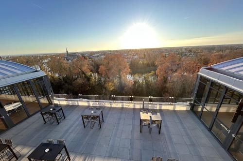 . Dali Hôtel Montauban
