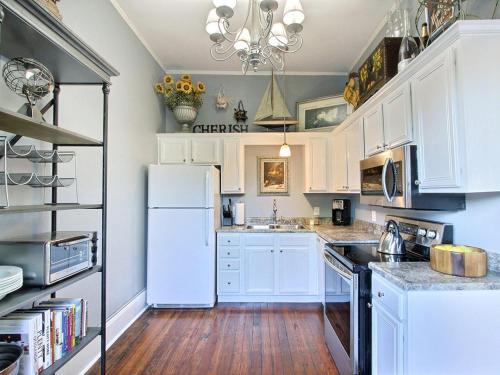 Southern Hall - image 2