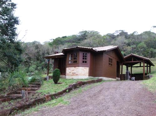 2 bedrooms, 4 beds