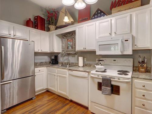 Heated Pool Access Flex Cancelation Stunning Townhouse - image 13