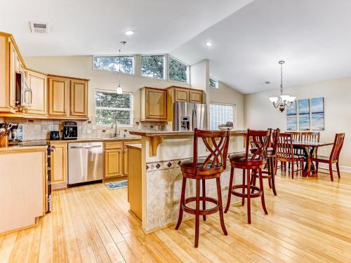 Anchors Away Anchors Away