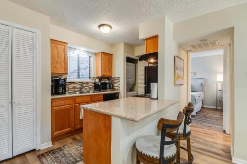 Walk to Pool and Lake Conroe Condo in Montgomery! in Montgomery, USA