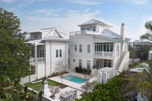 Walton Rose by Stay on 30A- Pool, Bikes, Golf Cart