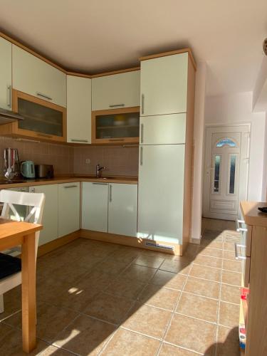 virtuve, Apartment Tasha in Ist