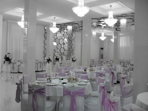 Hotel Kaloshi in เมเซซ-ฟูเช