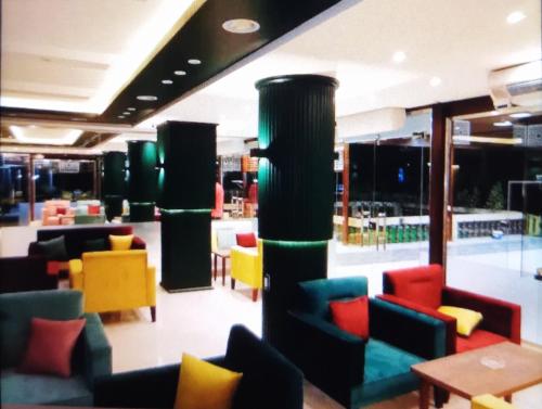 Iekārtas, Emirates Hotel in Ras El-Barr