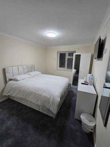 The Jester Hotel - image 14