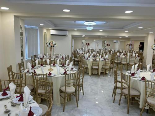 The Jester Hotel - image 12